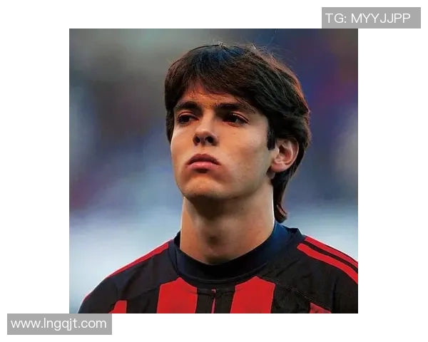 足球明星头像的魅力与风采探秘，揭示他们背后的故事与成就